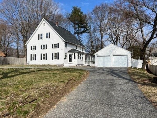 Charming Post-and-Beam Retreat Near Danforth Park & Saxonville Beach, Framingham โ photo 1 of 7